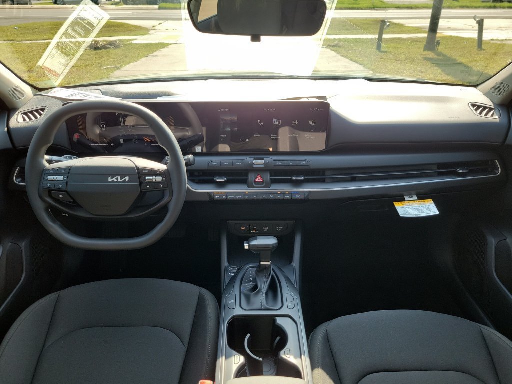 New 2026 Kia K4 FWD image 16