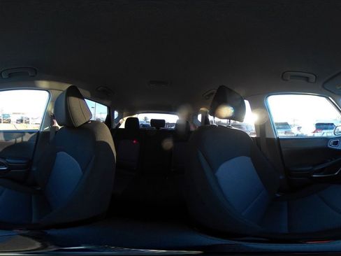 Used 2025 Kia Soul LX w/ LX Technology Package image 42