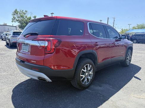 Used 2022 GMC Acadia SLE AWD/4WD image 4