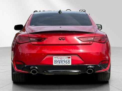 Used 2019 INFINITI Q60 Red Sport 400 w/ Carbon Fiber Package image 4