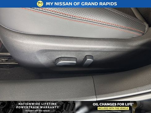 New 2025 Nissan Altima 2.5 SR image 15