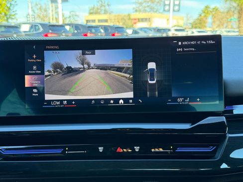 Used 2026 BMW 530i w/ M Sport Package image 27