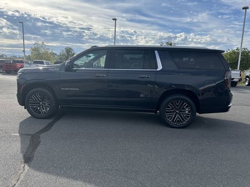 New 2025 Chevrolet Suburban High Country image 4