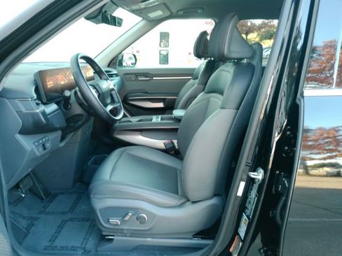 Used 2024 Kia EV9 Light image 12