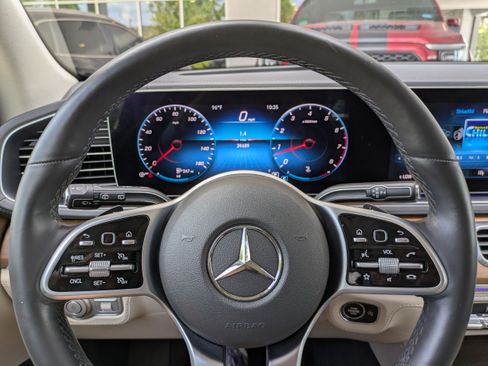 Used 2020 Mercedes-Benz GLE 350 4MATIC image 29
