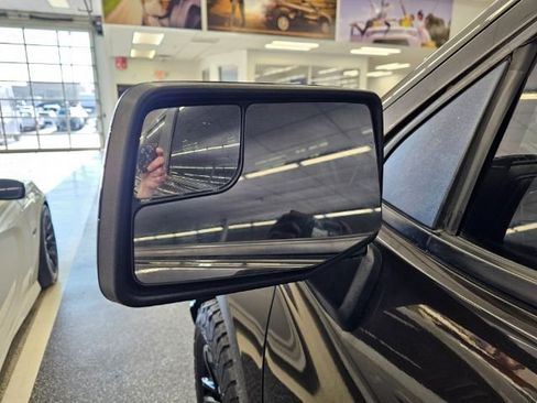 Used 2019 Chevrolet Silverado 1500 LT Trail Boss w/ Convenience Package image 7