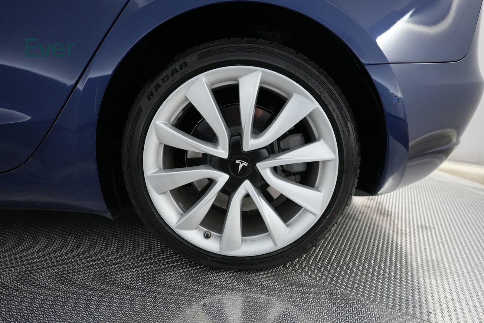 Used 2019 Tesla Model 3 Standard Range Plus RWD image 9