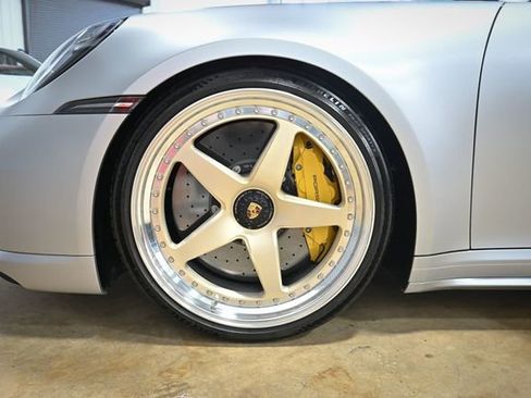 Used 2021 Porsche 911 Turbo S image 11