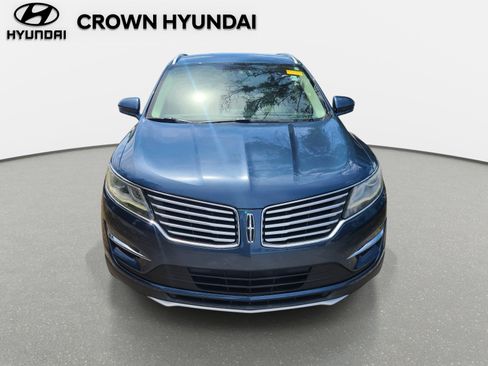 Used 2018 Lincoln MKC Select w/ Select Plus Package AWD/4WD image 2