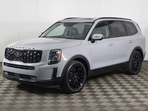 Used 2022 Kia Telluride SX w/ SX Prestige Package AWD/4WD image 14