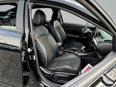 Used 2023 Kia Forte GT-Line FWD image 25