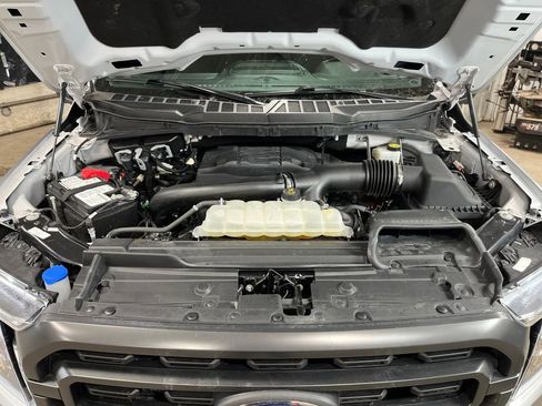 Used 2022 Ford F150 XLT w/ Equipment Group 302A High image 26