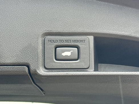 Used 2023 Acura RDX AWD w/ Advance Package image 12