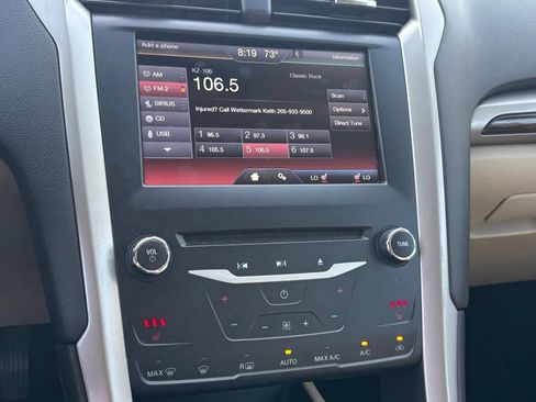 Used 2013 Ford Fusion SE FWD image 11