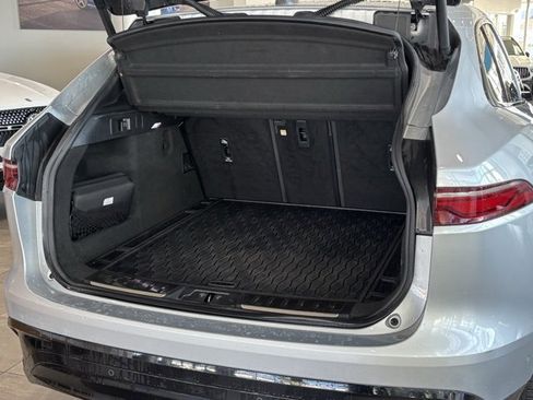 Used 2021 Jaguar F-PACE S image 39