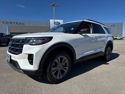 New 2026 Ford Explorer Active w/ Active Comfort Package