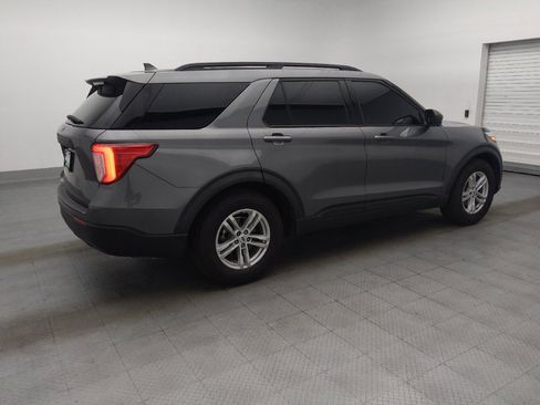 Used 2021 Ford Explorer XLT RWD image 10