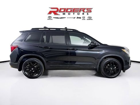 Used 2025 Honda Passport Black Edition image 9