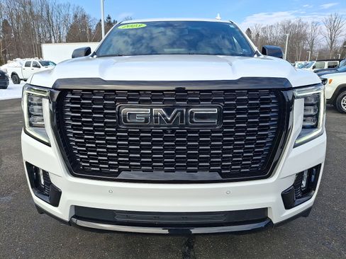 Certified 2023 GMC Yukon Denali image 2