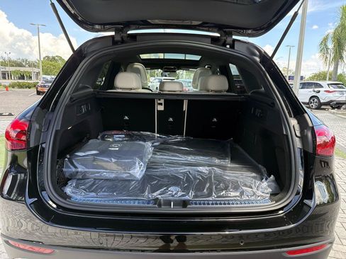 New 2027 Mercedes-Benz GLC 350e 4MATIC image 10