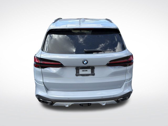 Used 2024 BMW X5 xDrive50e w/ M Sport Package AWD/4WD image 9