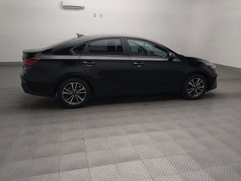 Used 2022 Kia Forte LXS w/ LXS Technology Package image 10