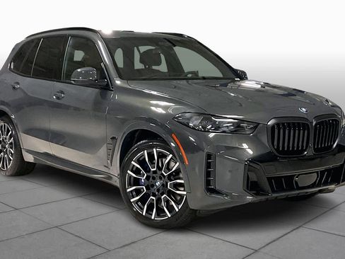 New 2026 BMW X5 xDrive50e image 2