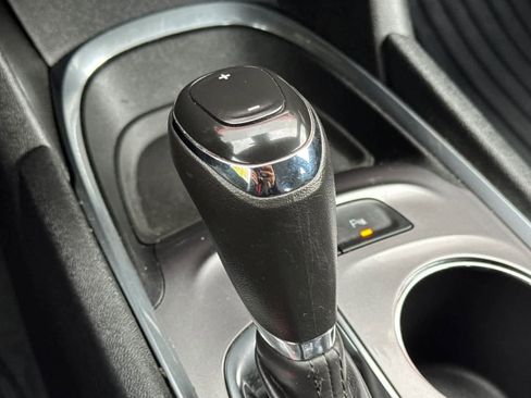 Used 2020 Chevrolet Malibu LT image 22