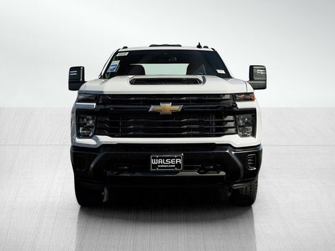 New 2026 Chevrolet Silverado 3500 W/T AWD/4WD image 2