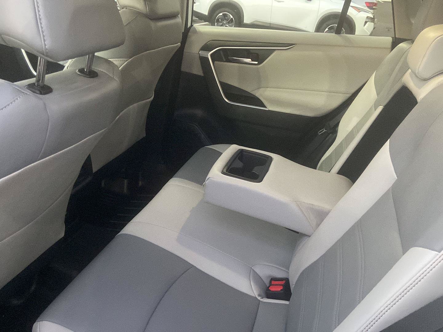 Used 2025 Toyota RAV4 XLE Premium w/ Weather Package FWD image 18