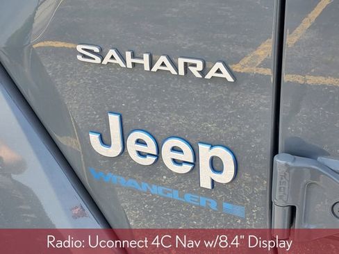 Used 2023 Jeep Wrangler Unlimited Sahara w/ Cold Weather Group AWD/4WD image 7