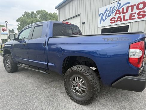 Used 2015 Toyota Tundra SR5 w/ TRD Off Road Package image 10