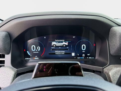 Used 2025 Ford Explorer Platinum RWD image 13