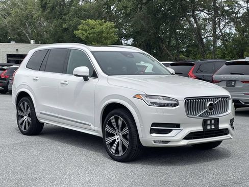 Used 2023 Volvo XC90 B6 Ultimate w/ Lounge Package AWD/4WD image 1