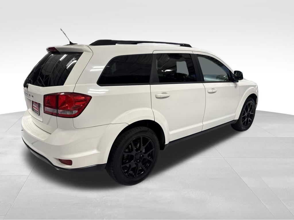Used 2014 Dodge Journey SXT w/ Flexible Seating Group FWD image 9