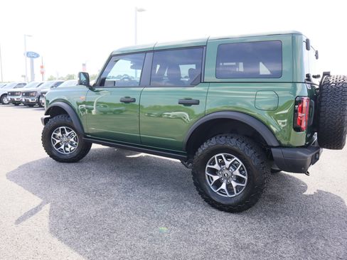 New 2025 Ford Bronco Badlands image 7