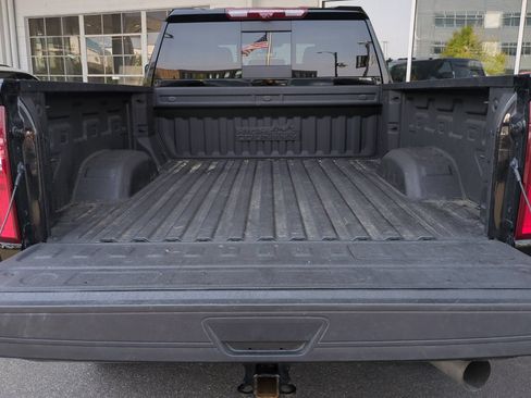 Used 2023 Chevrolet Silverado 3500 High Country w/ Technology Package AWD/4WD image 16