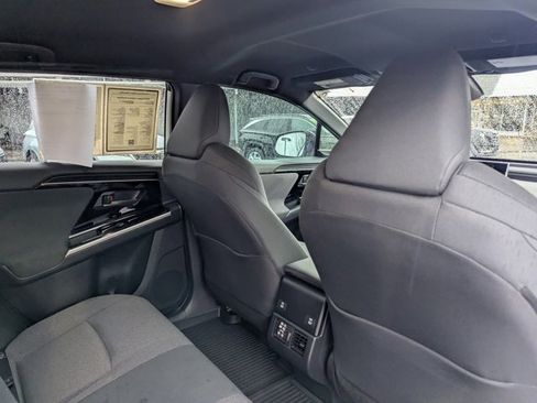 Used 2023 Subaru Solterra AWD image 32