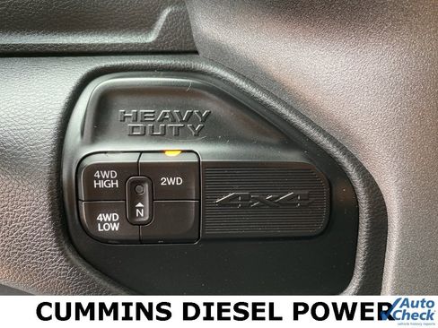 Used 2024 RAM 2500 Tradesman w/ Chrome Appearance Group image 40