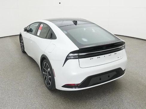 New 2026 Toyota Prius Plug-In Hybrid image 6