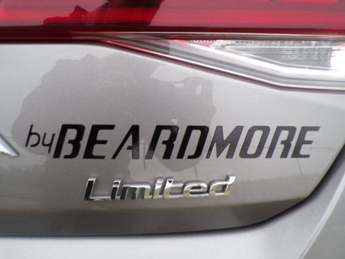 Used 2023 Hyundai Elantra Limited w/ Cargo Package image 4