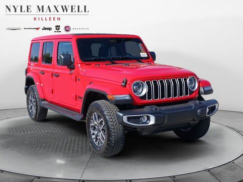 New 2026 Jeep Wrangler Unlimited Sahara AWD/4WD image 2
