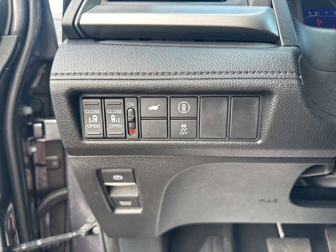Used 2023 Honda Odyssey EX-L image 20