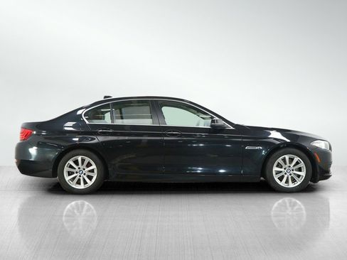 Used 2014 BMW 528i xDrive Sedan AWD/4WD image 6