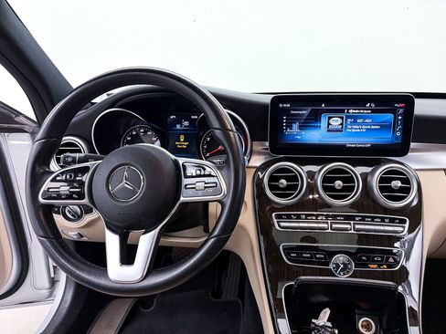Used 2020 Mercedes-Benz C 300 Sedan image 4