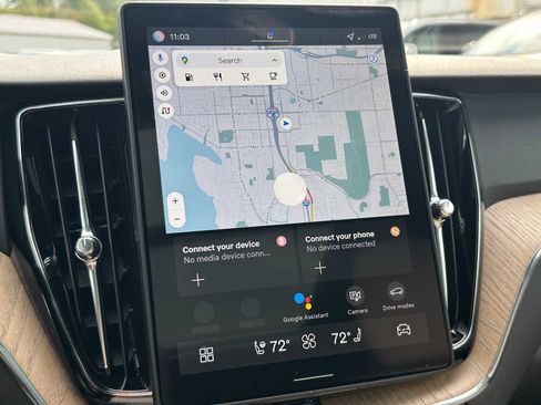 New 2026 Volvo XC60 B5 Plus w/ Protection Package Premier image 27