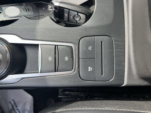 Used 2025 Ford Escape ST-Line FWD image 29