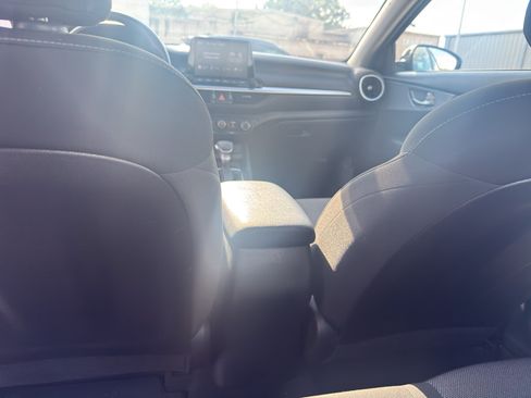 Used 2023 Kia Forte LXS w/ LXS Technology Package FWD image 21