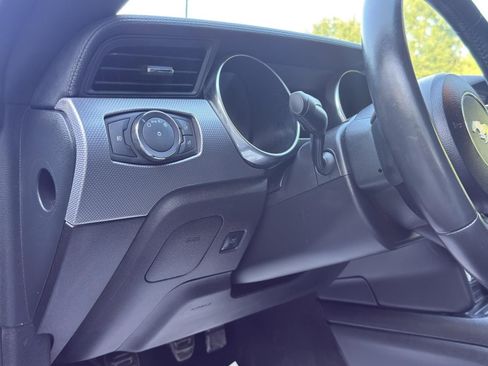 Used 2020 Ford Mustang GT image 19