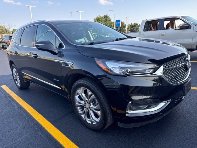 Used 2021 Buick Enclave Avenir w/ Avenir Technology Package AWD/4WD image 6